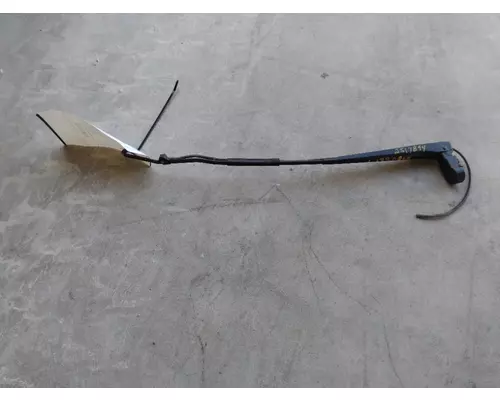 FREIGHTLINER M2 106 WINDSHIELD WIPER ARM