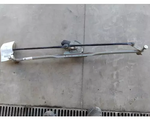 FREIGHTLINER M2 106 WINDSHIELD WIPER ASSEMBLY