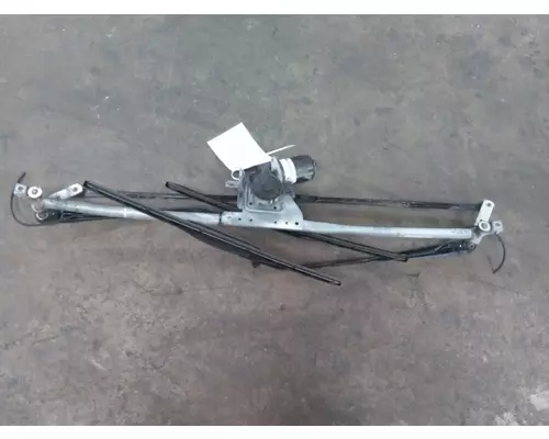 FREIGHTLINER M2 106 WINDSHIELD WIPER ASSEMBLY