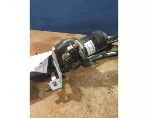 FREIGHTLINER M2 106 WINDSHIELD WIPER MOTOR