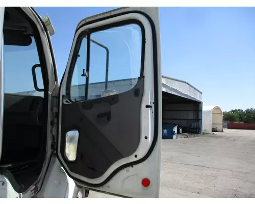 FREIGHTLINER M2 112 2002-2014 DOOR ASSEMBLY, FRONT