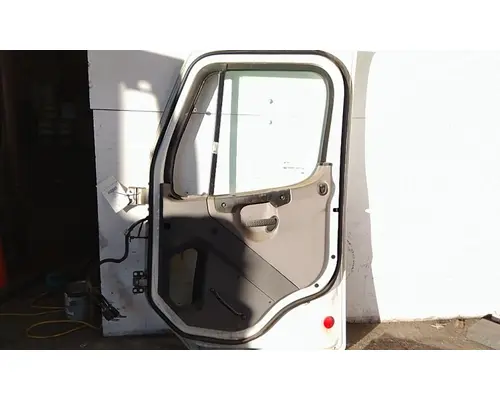 FREIGHTLINER M2 112 2002-2014 DOOR ASSEMBLY, FRONT