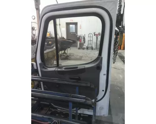 FREIGHTLINER M2 112 2002-2014 DOOR ASSEMBLY, FRONT