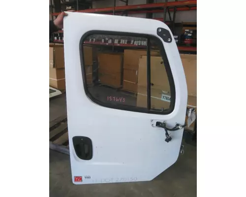 FREIGHTLINER M2 112 2002-2014 DOOR ASSEMBLY, FRONT