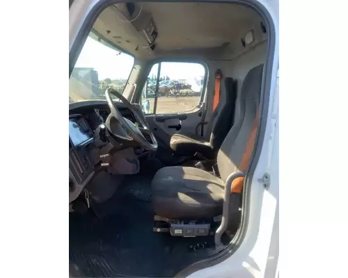 FREIGHTLINER M2 112 Medium Duty Cab Assembly
