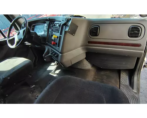 FREIGHTLINER M2 112 Medium Duty Cab Assembly