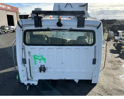 FREIGHTLINER M2 112 Medium Duty Cab Assembly