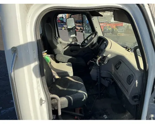 FREIGHTLINER M2 112 Medium Duty Cab Assembly