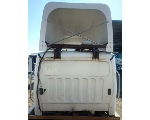 FREIGHTLINER M2 112 Medium Duty Cab Assembly