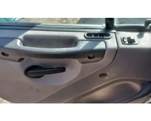 FREIGHTLINER M2 112 Medium Duty Cab Assembly