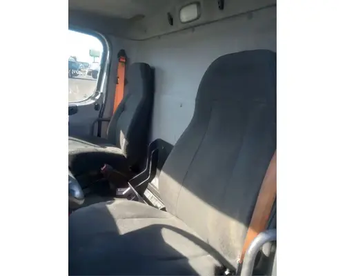 FREIGHTLINER M2 112 Medium Duty Cab Assembly