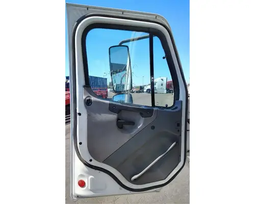 FREIGHTLINER M2 112 Medium Duty Cab Assembly