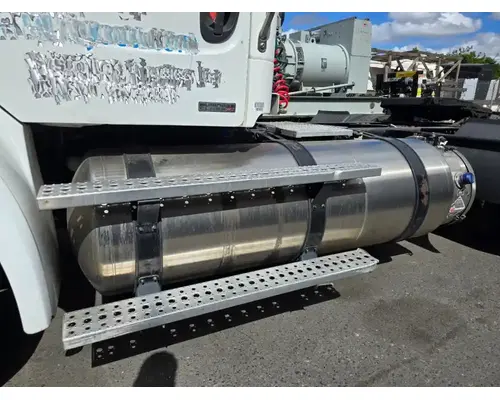 FREIGHTLINER M2 112 Medium Duty Fuel Tank