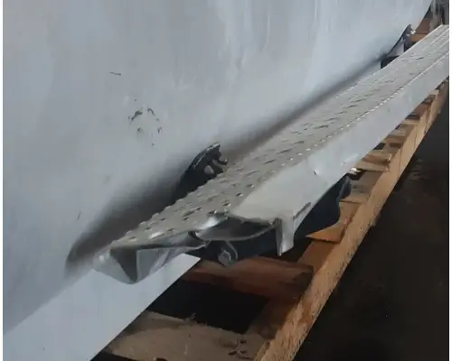 FREIGHTLINER M2 112 Medium Duty Strut