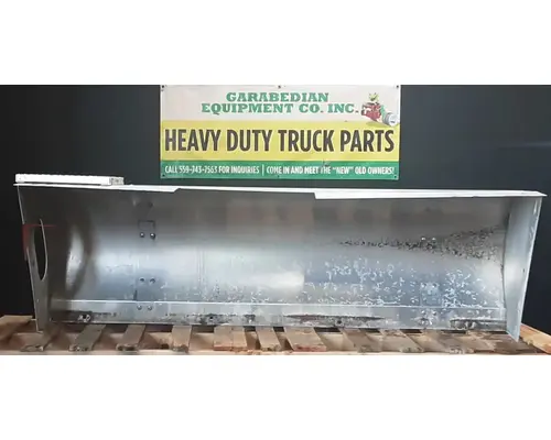 FREIGHTLINER M2 112 Medium Duty Strut