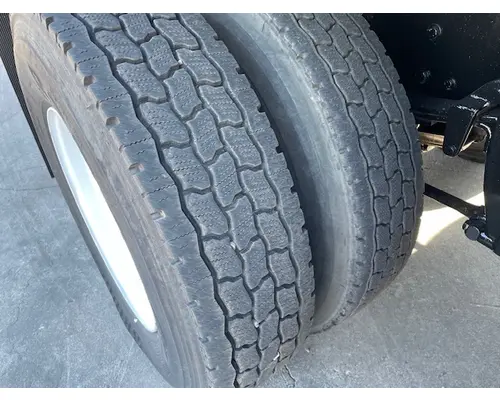 FREIGHTLINER M2 112 Medium Duty Vehicle For Sale