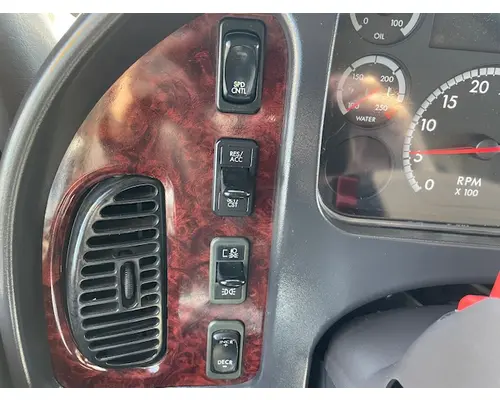 FREIGHTLINER M2 112 Medium Duty Vehicle For Sale