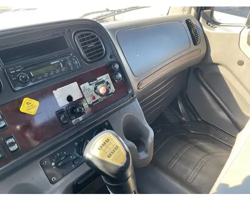 FREIGHTLINER M2 112 Medium Duty Vehicle For Sale