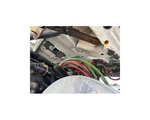 FREIGHTLINER M2 112V Cab