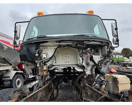 FREIGHTLINER M2 112V Cab