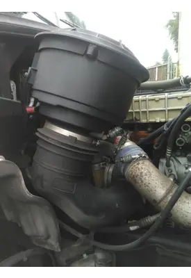 FREIGHTLINER M2 112 AIR CLEANER