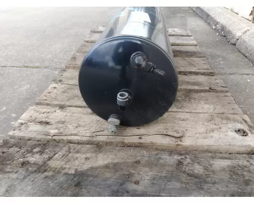FREIGHTLINER M2 112 AIR TANK