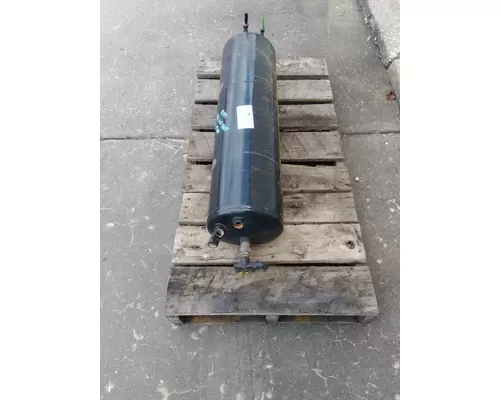 FREIGHTLINER M2 112 AIR TANK