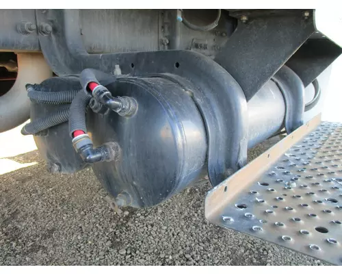 FREIGHTLINER M2 112 Air Drier