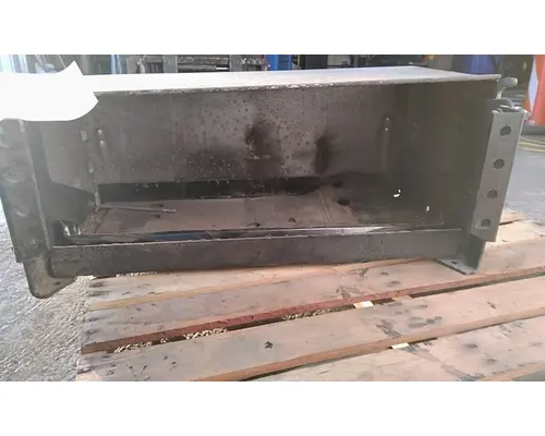 FREIGHTLINER M2 112 BATTERY BOX