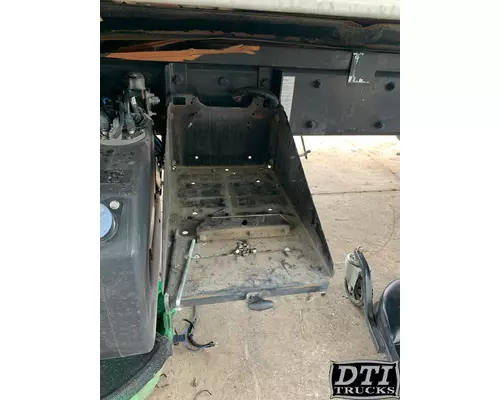 FREIGHTLINER M2 112 Battery Box