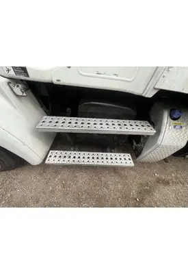FREIGHTLINER M2 112 Battery Box
