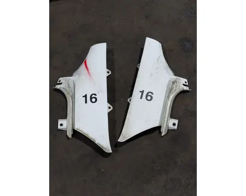 FREIGHTLINER M2 112 Body Parts Misc.