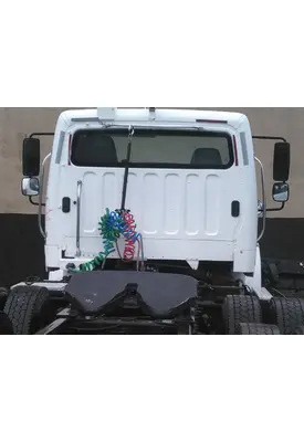 FREIGHTLINER M2 112 CAB