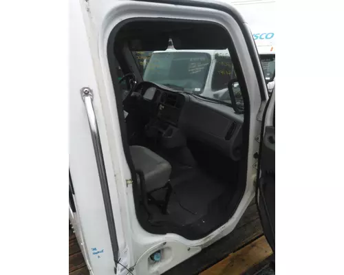 FREIGHTLINER M2 112 CAB