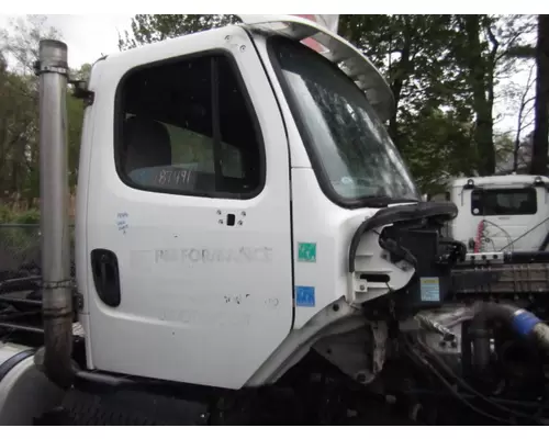 FREIGHTLINER M2 112 CAB