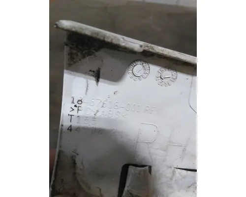 FREIGHTLINER M2 112 COWL