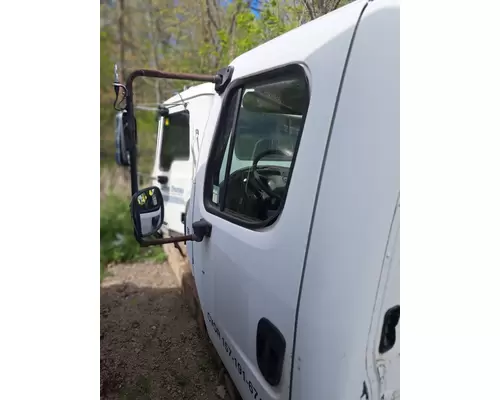 FREIGHTLINER M2 112 Cab Mount
