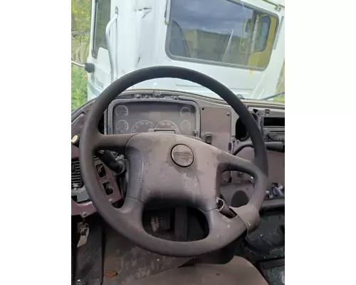 FREIGHTLINER M2 112 Cab or Cab Mount