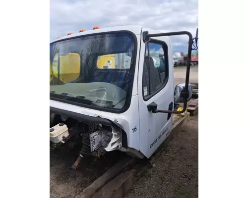 FREIGHTLINER M2 112 Cab or Cab Mount