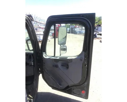 FREIGHTLINER M2-112 Cab