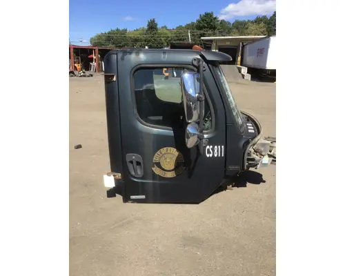 FREIGHTLINER M2-112 Cab