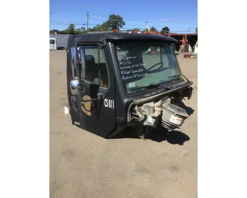 FREIGHTLINER M2-112 Cab