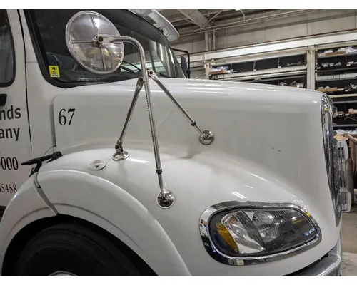 FREIGHTLINER M2-112 Cab