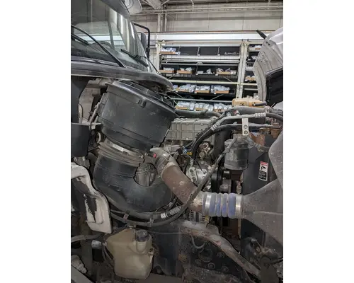 FREIGHTLINER M2-112 Cab