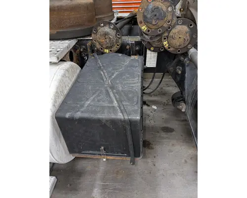 FREIGHTLINER M2-112 Cab