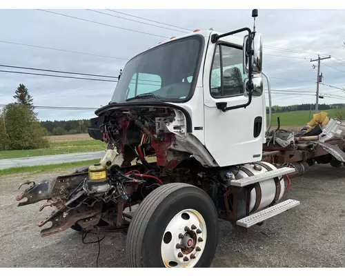 FREIGHTLINER M2 112 Cab