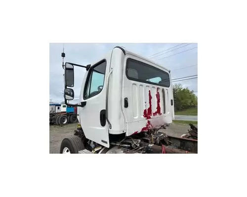 FREIGHTLINER M2 112 Cab