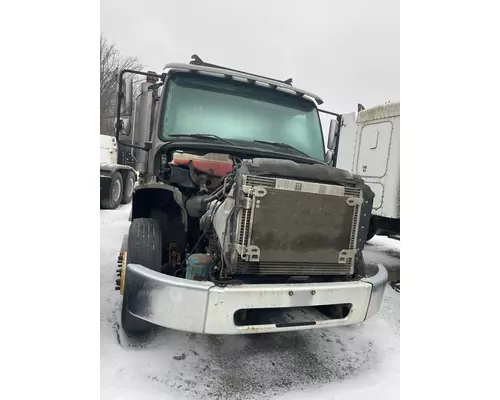 FREIGHTLINER M2 112 Complete Vehicle