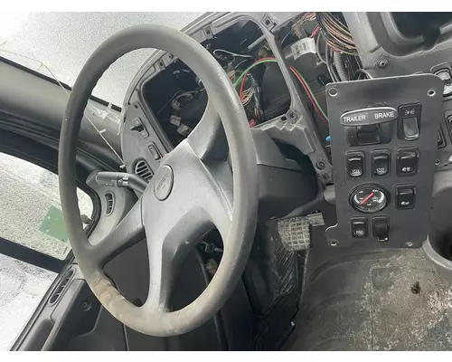 FREIGHTLINER M2 112 Complete Vehicle