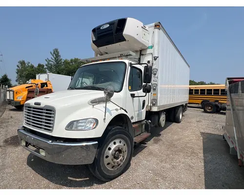 FREIGHTLINER M2 112 Complete Vehicle